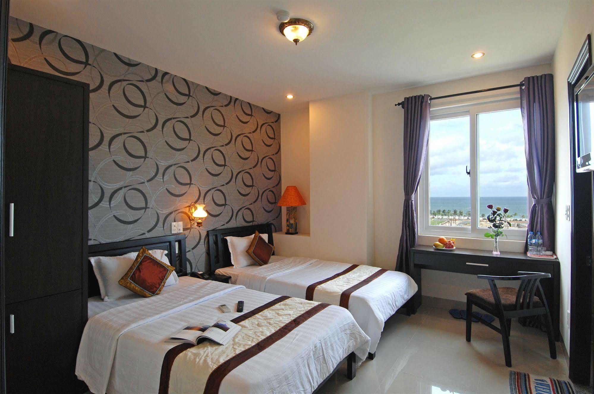 Silver Sea Hotel Danang Exterior photo