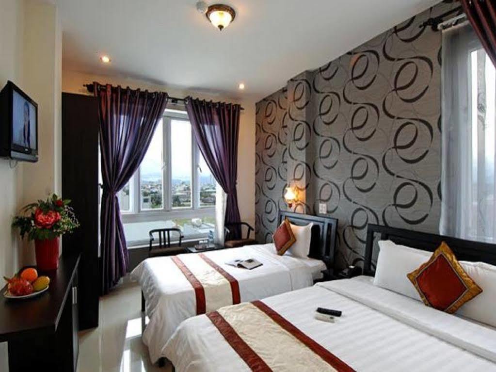 Silver Sea Hotel Danang Exterior photo